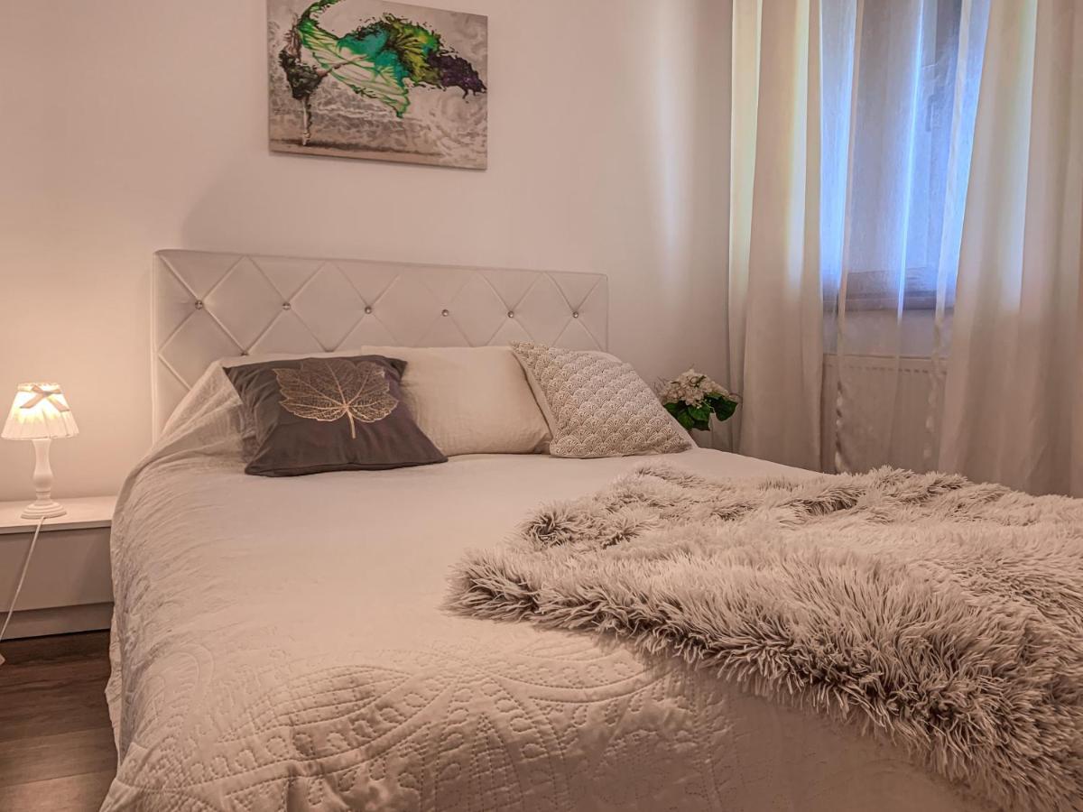 Apartment 2 Rooms Luxury Βουκουρέστι Εξωτερικό φωτογραφία