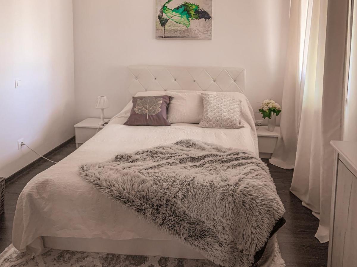 Apartment 2 Rooms Luxury Βουκουρέστι Εξωτερικό φωτογραφία